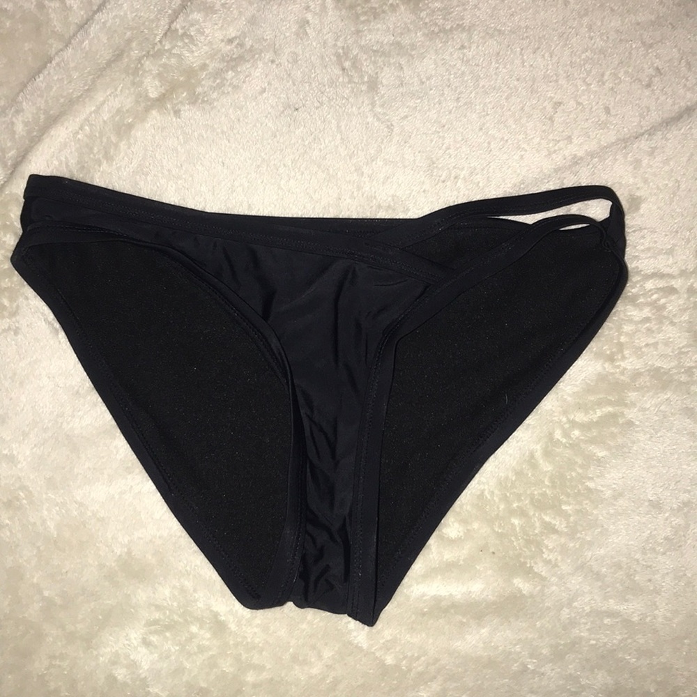 SEXY SWIMSUIT BOTTOMS!! 💕